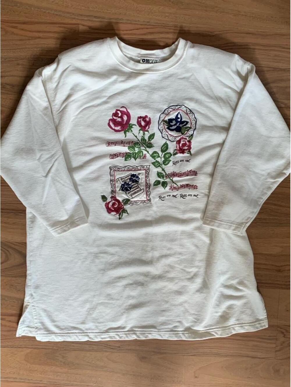 Vintage 90s cream embroidered sweatshirt tunic with padded shoulders 3/4 sleeves